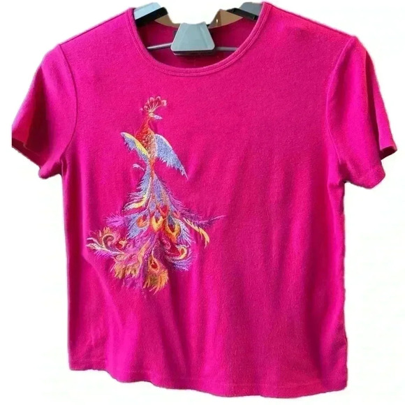 Lauren Ralph Lauren Tops - NWT Lauren Hot pink t-shirt women’s size M